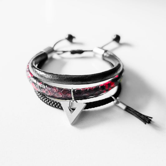 MIX RED SNAKE TRIANGLE