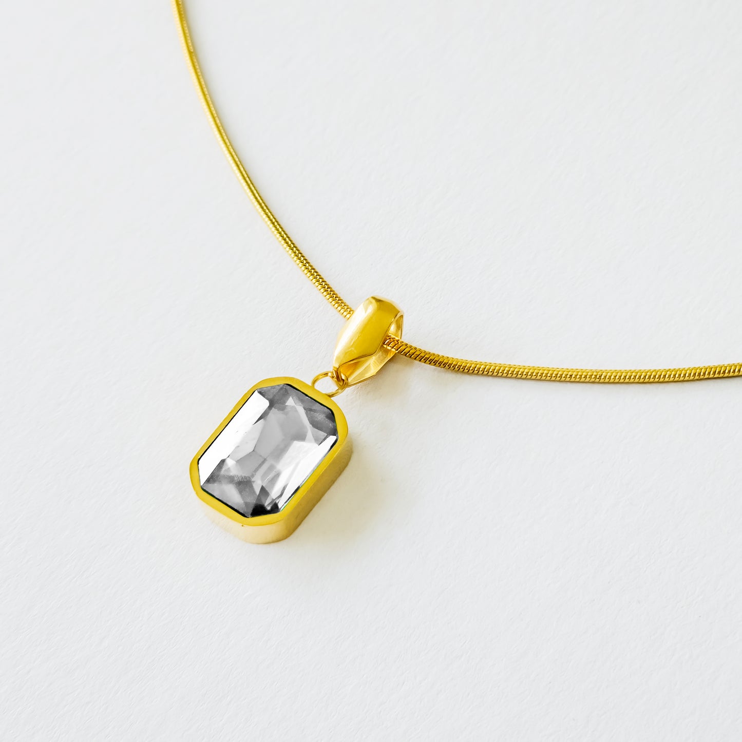 SQUARE GOLDEN WHITE CRYSTAL