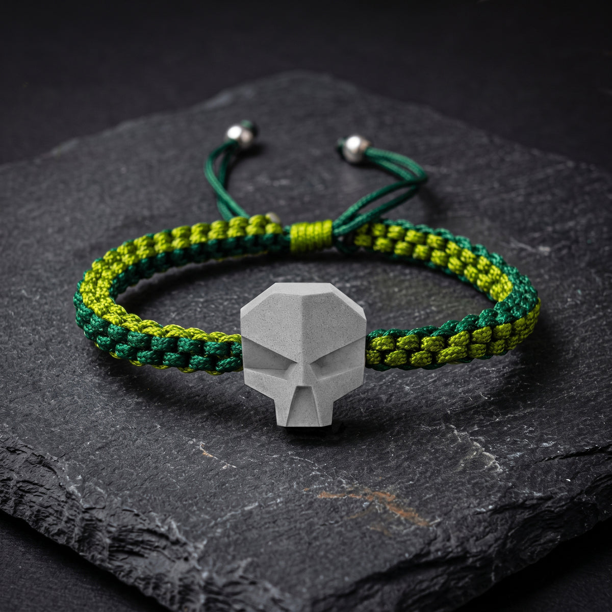 DARK SKULL. PULSERA CALAVERA CORDON TRENZADO VERDE