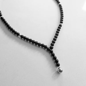 STONE SPHERE NECKLACE