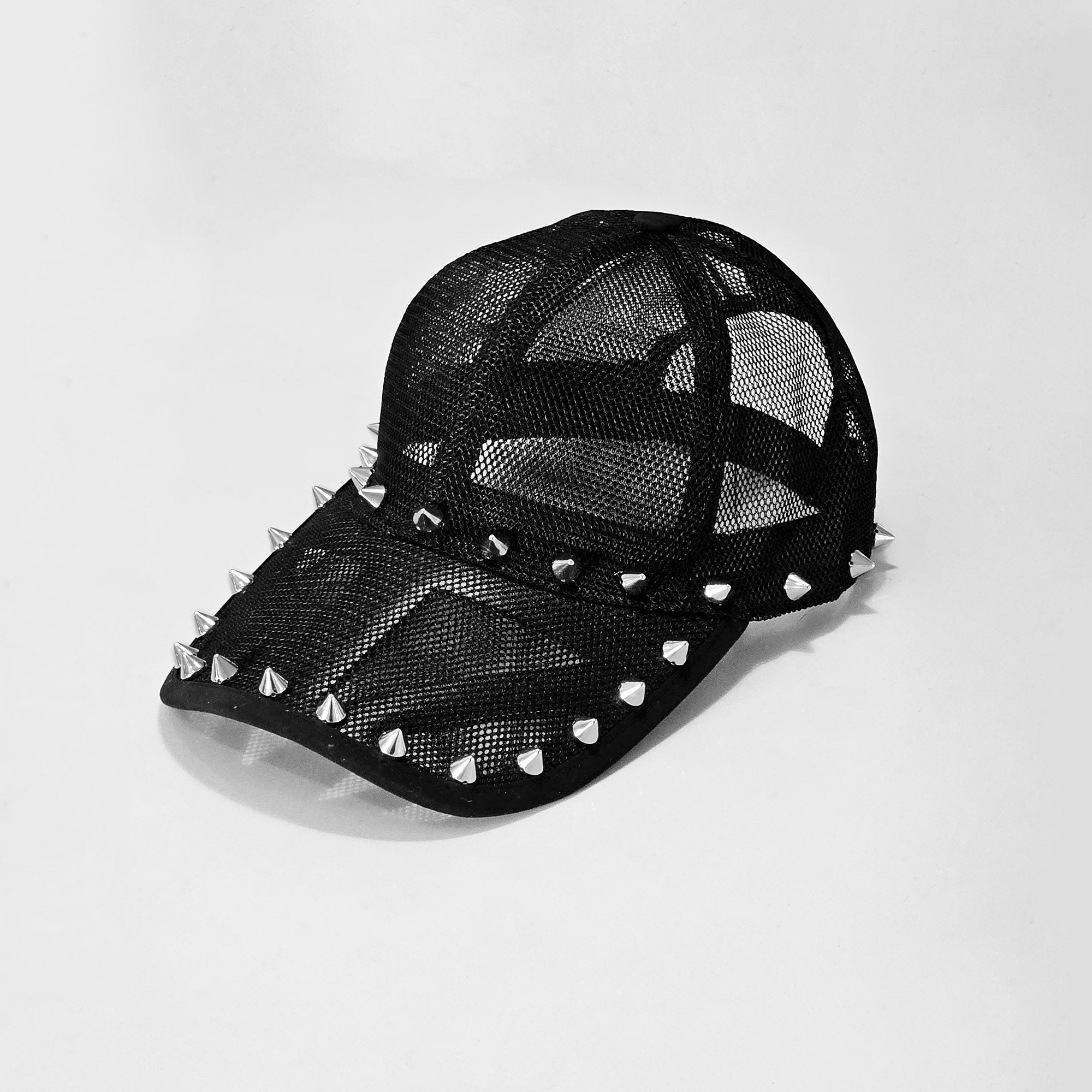 BLACK SPIKE CAP
