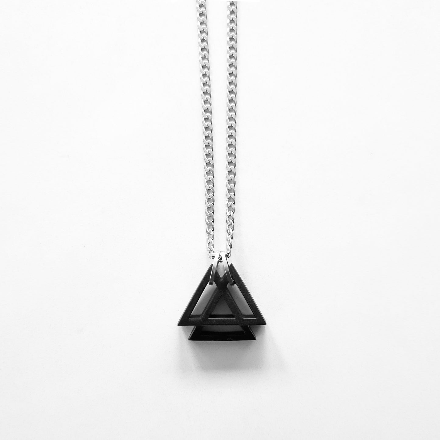 TRIAD DARK NECKLACE