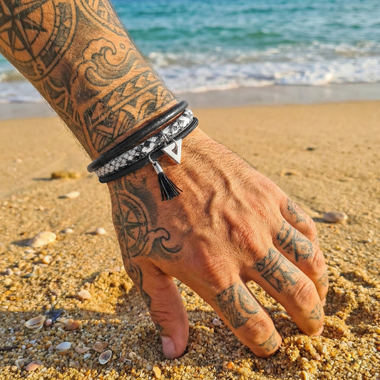 MIX WHITE SNAKE TRIANGLE