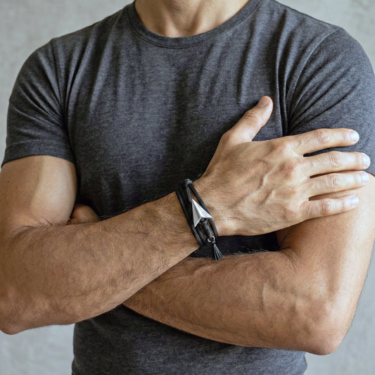 FLY PULSERA CORDON NEGRO AVION DE CONCRETO