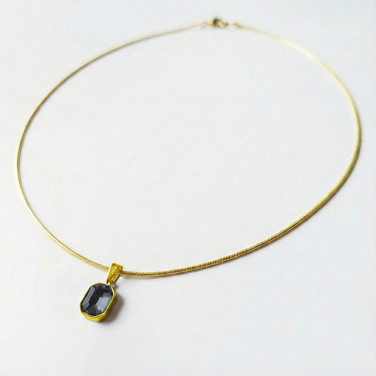 SQUARE GOLDEN DARK CRYSTAL