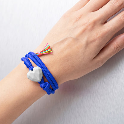 PULSERA CORAZON CONCRETO CORDON AZUL