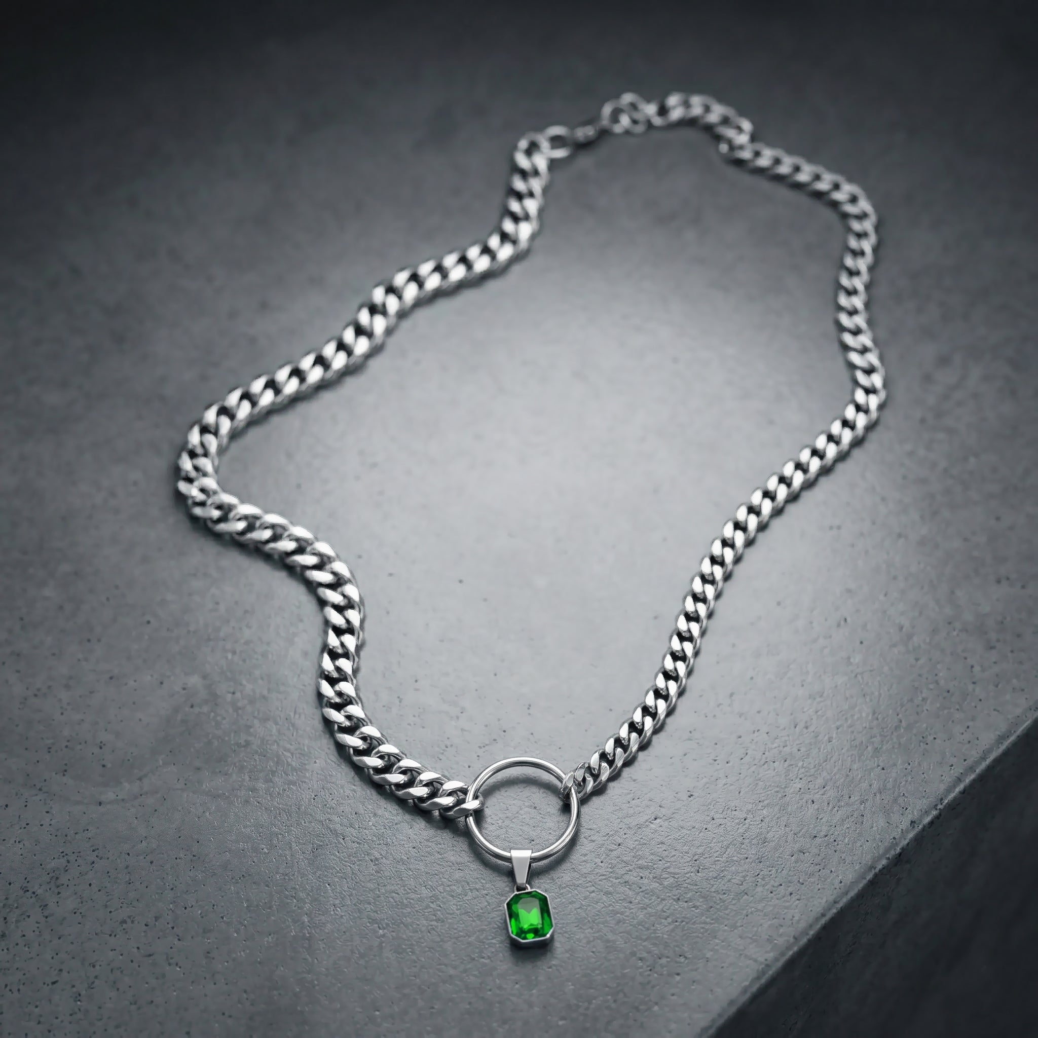 SQUARE GREEN CRYSTAL STEEL CHAIN