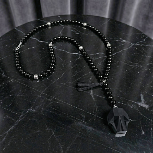 COLLAR ONIX CON CALAVERA NEGRA