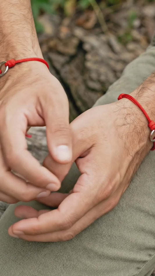 LOVERS RED, SET PULSERAS CON ARO SIMBOLO DE ETERNIDAD